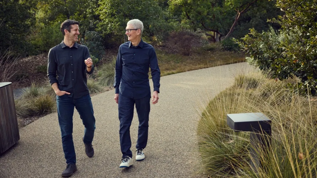 Apple-John-Ternus-Tim-Cook_Full-Bleed-Image.jpg.medium
