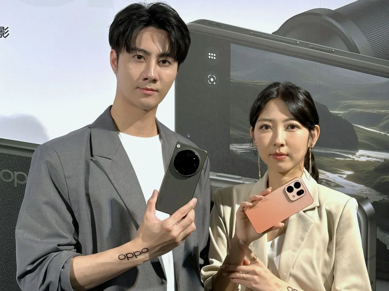OPPO Find X9 Ultra 總共有五顆鏡頭,並且推出專屬的「哈蘇專業增距鏡套裝」,讓今年手機相機界的層級又往上推高 OPPO Find X9 Ultra 總共有五顆鏡頭,並且推出專屬的「哈蘇專業增距鏡套裝」,讓今年手機相機界的層級又往上推高