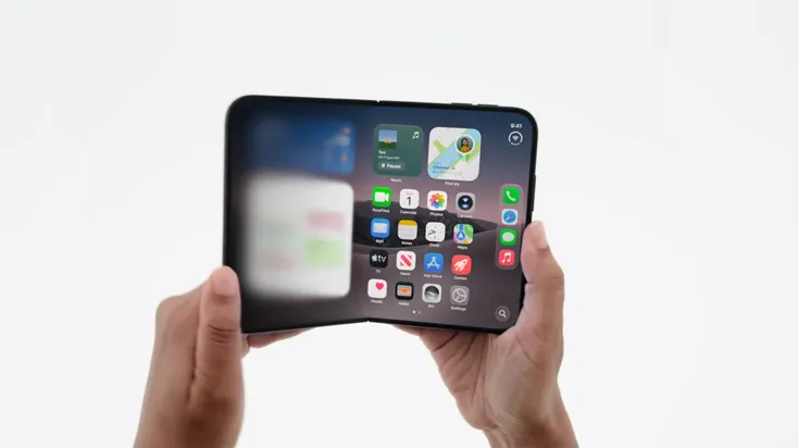 iPhone Duo 開闔的過程螢幕會呈現像是映照的效果,打造非常獨特的使用體驗 iPhone Duo 開闔的過程螢幕會呈現像是映照的效果,打造非常獨特的使用體驗