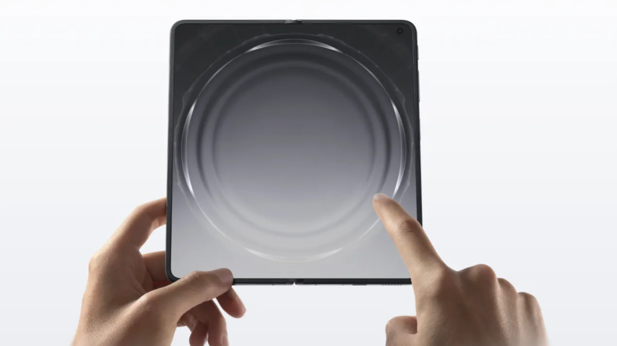 OPPO Find N6 採用了業界超狂的「鈦合金鉸鏈」與「微米級液態 3D 列印」打造出無感摺痕螢幕 OPPO Find N6 採用了業界超狂的「鈦合金鉸鏈」與「微米級液態 3D 列印」打造出無感摺痕螢幕